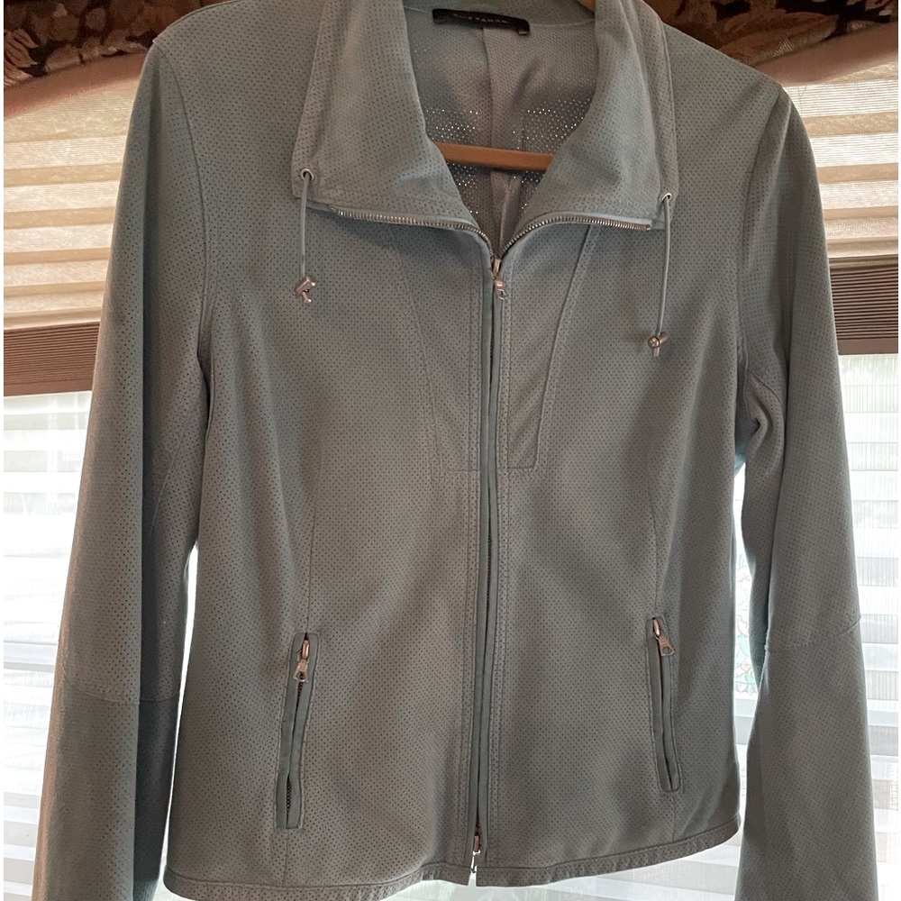 Elie Tahari genuine leather sz L soft turquoise front zippers silver accents